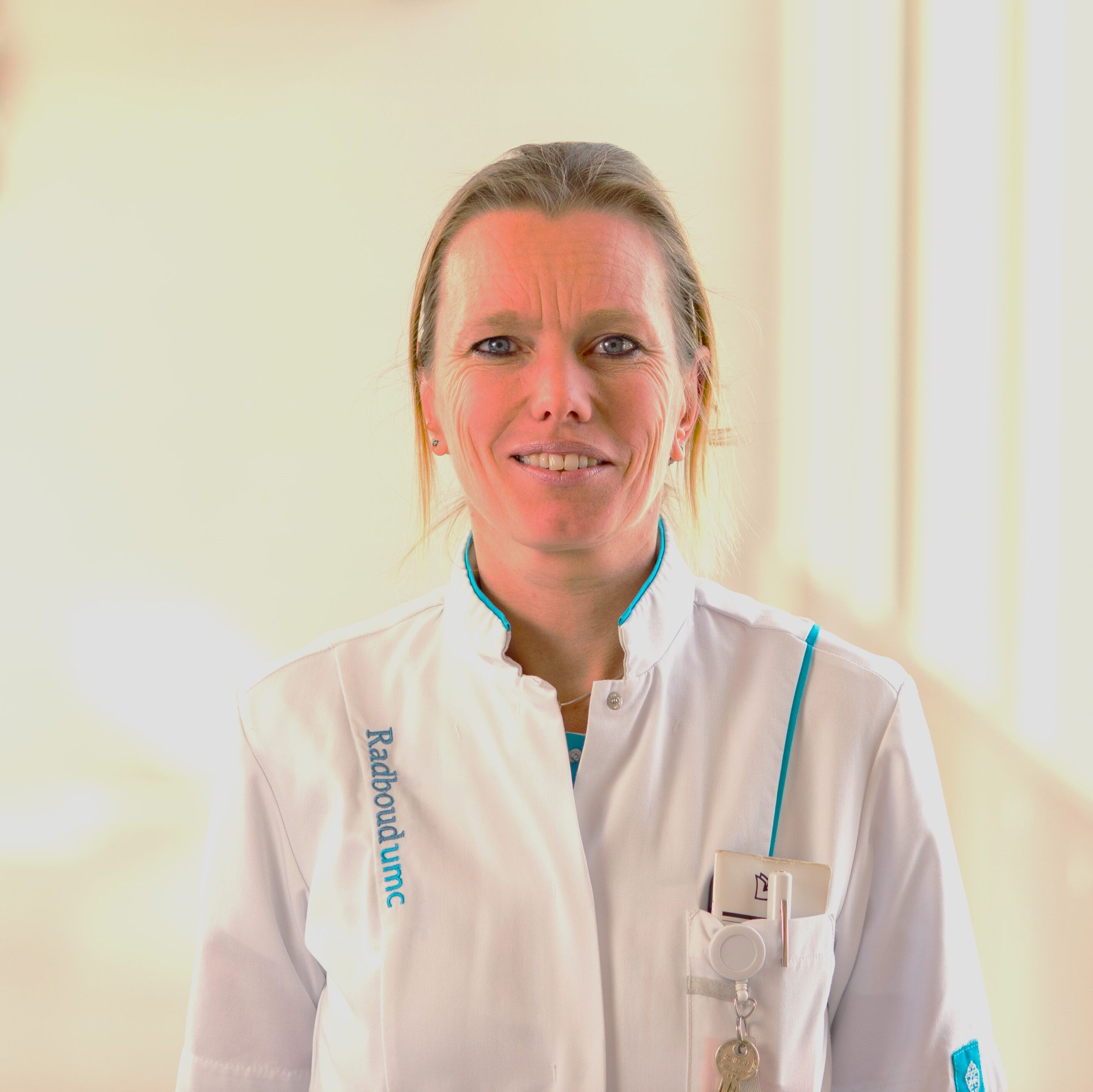 Dr. A. (Annelies) van ZwolKinderarts-kinderintensivist